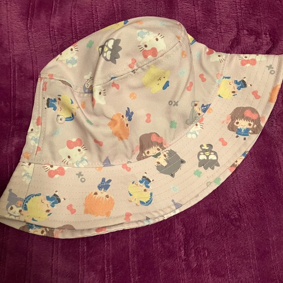 Fruits Basket X Hello Kitty And Friends - Picture 2 of 5